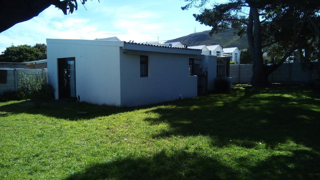 הוילה Hermanus Flower House מראה חיצוני תמונה